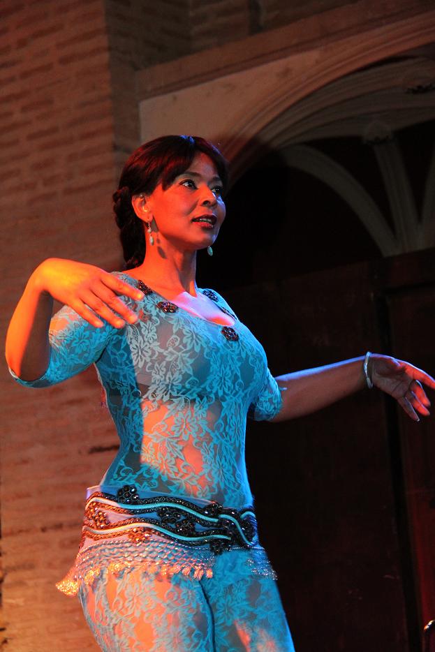 robe de danse arabe bleue